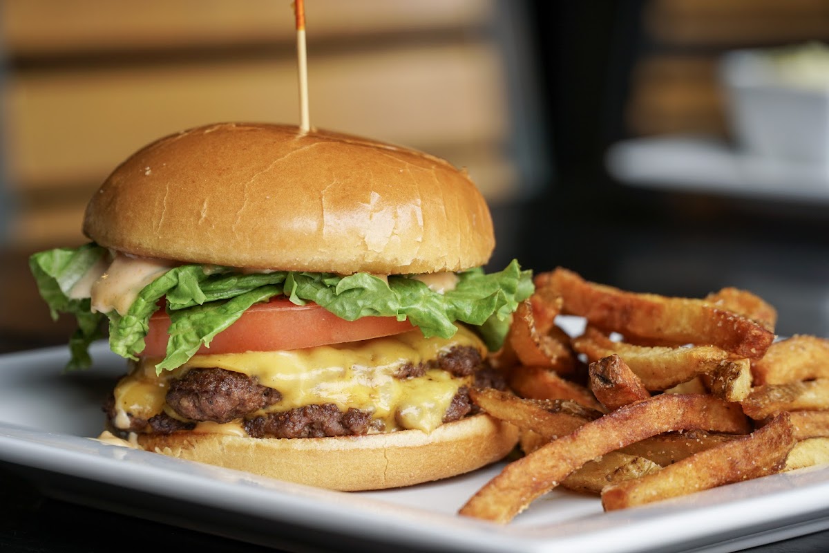 Eagle Grille & Tavern Photos 2